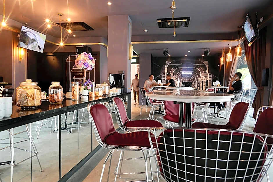 Le Embassy Hotel Georgetown
