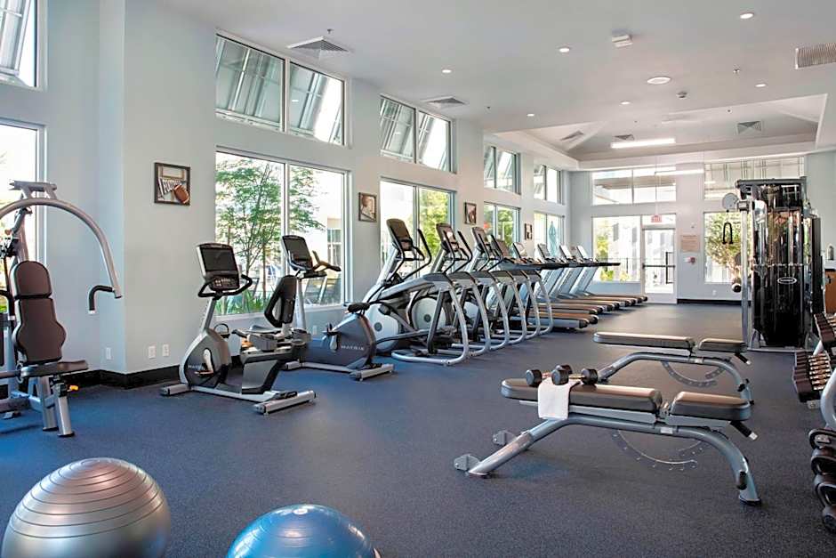 TownePlace Suites by Marriott Orlando at FLAMINGO CROSSINGS Town Center/Western Entrance