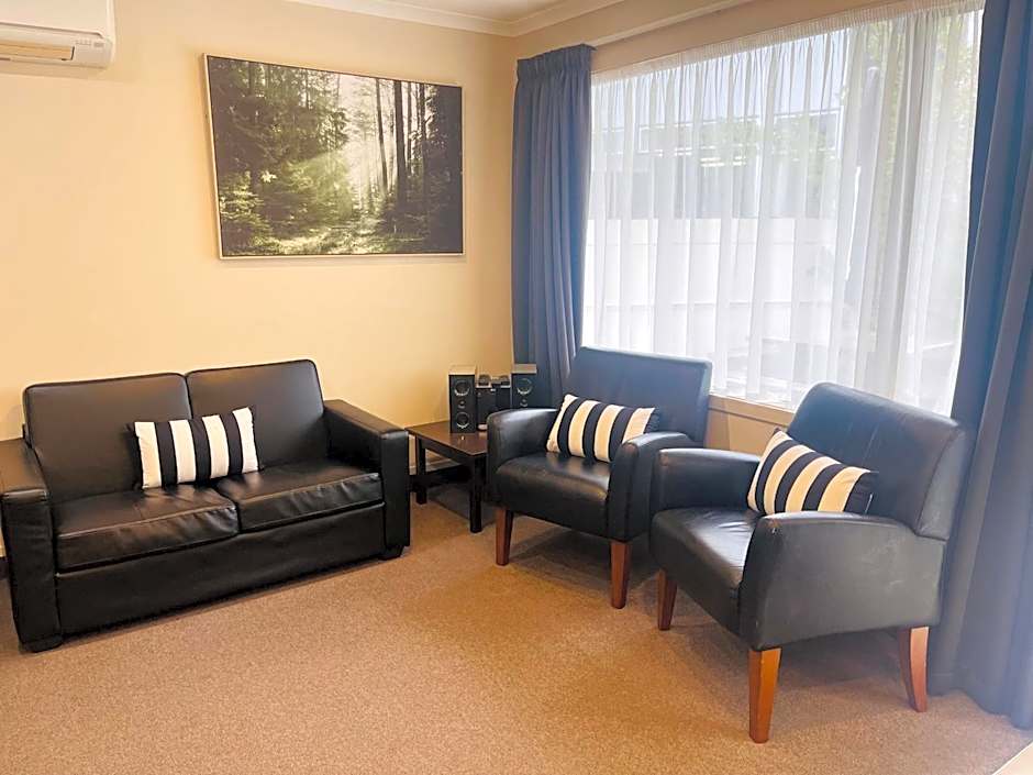 Kauri Court Motel and Apartments