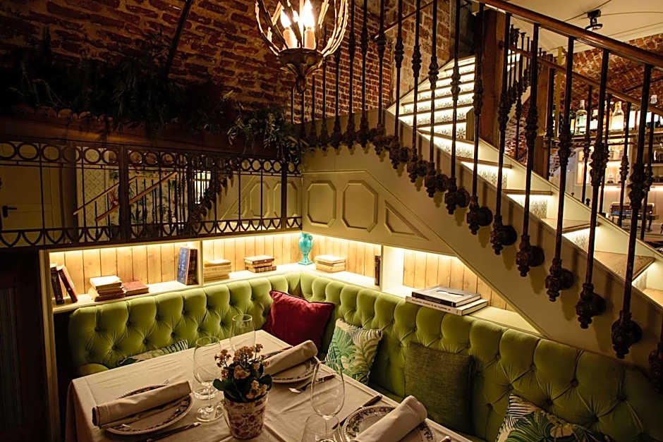 ICON Wipton by Petit Palace