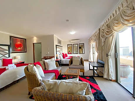 Superior Family Room