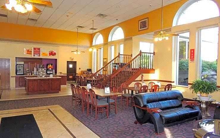 Econo Lodge Wickliffe - Cleveland East