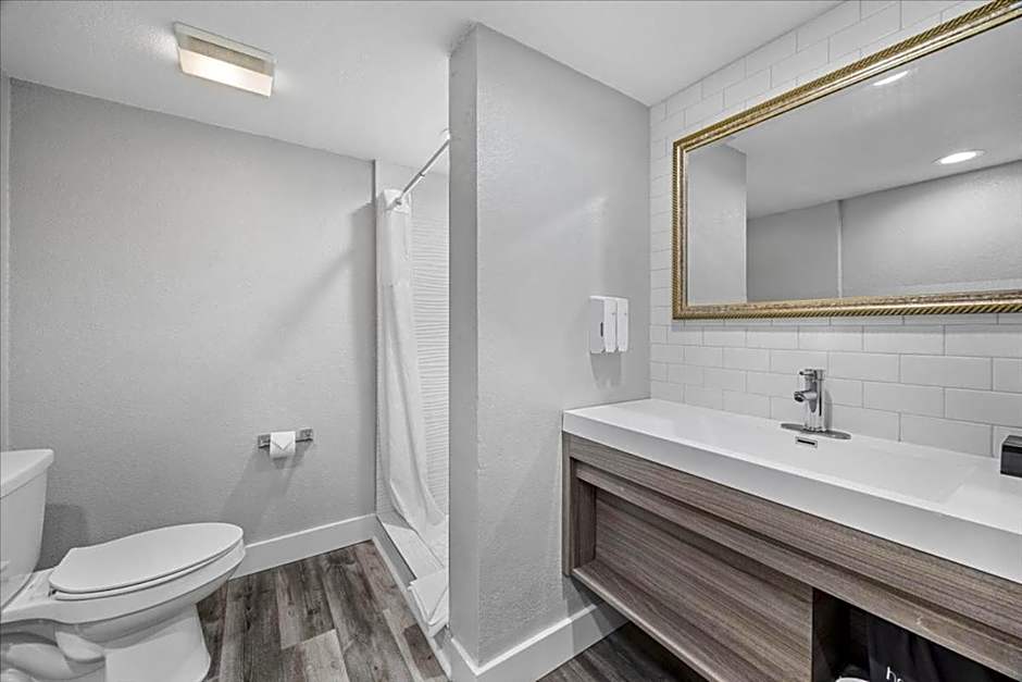 Prodigy Hotel, a Days Inn by Wyndham