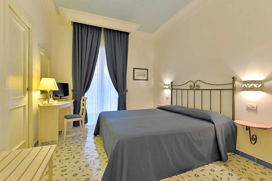 La Pineta Hotel Beach & Spa