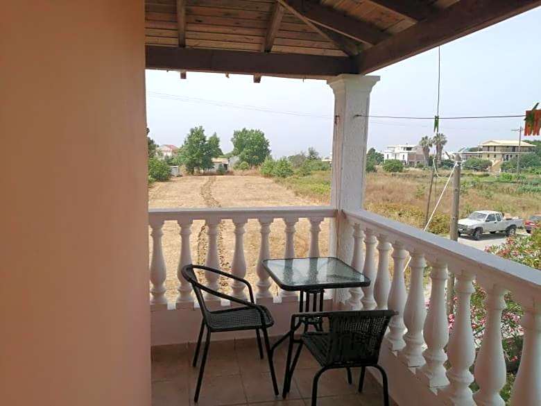 Aris Paschalia Studios