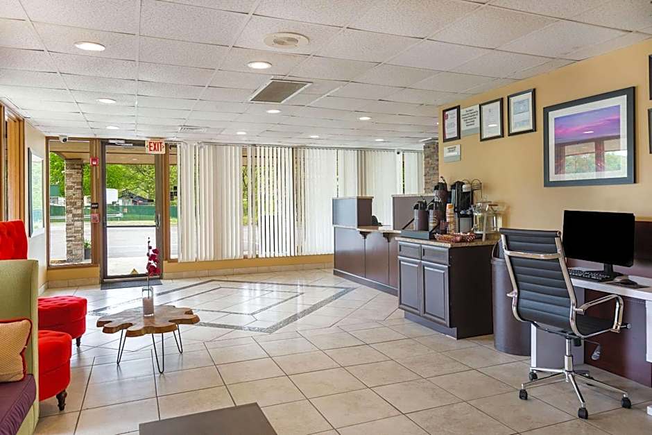 Pocono Inn & Banquet - Stroudsburg