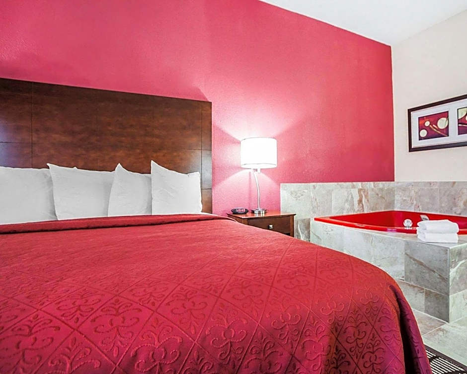 Quality Inn & Suites Altoona
