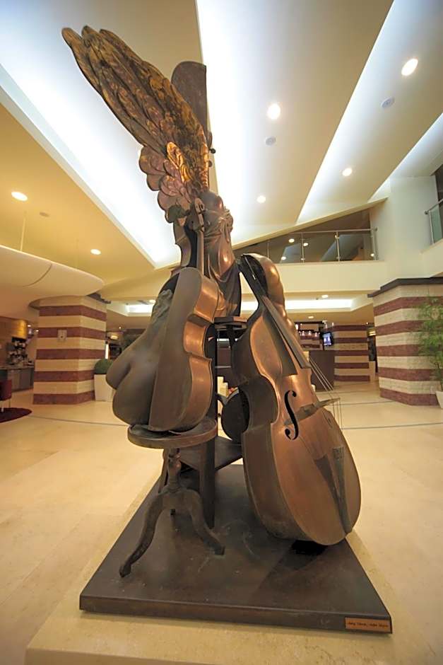 Flamingo Grand Hotel & Spa