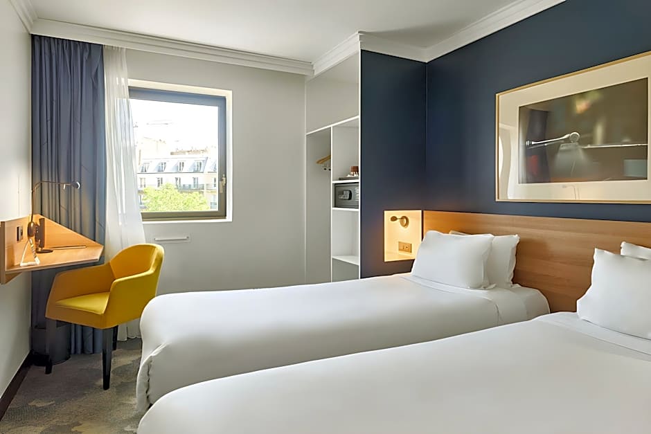 B&B HOTEL Paris 17 Batignolles