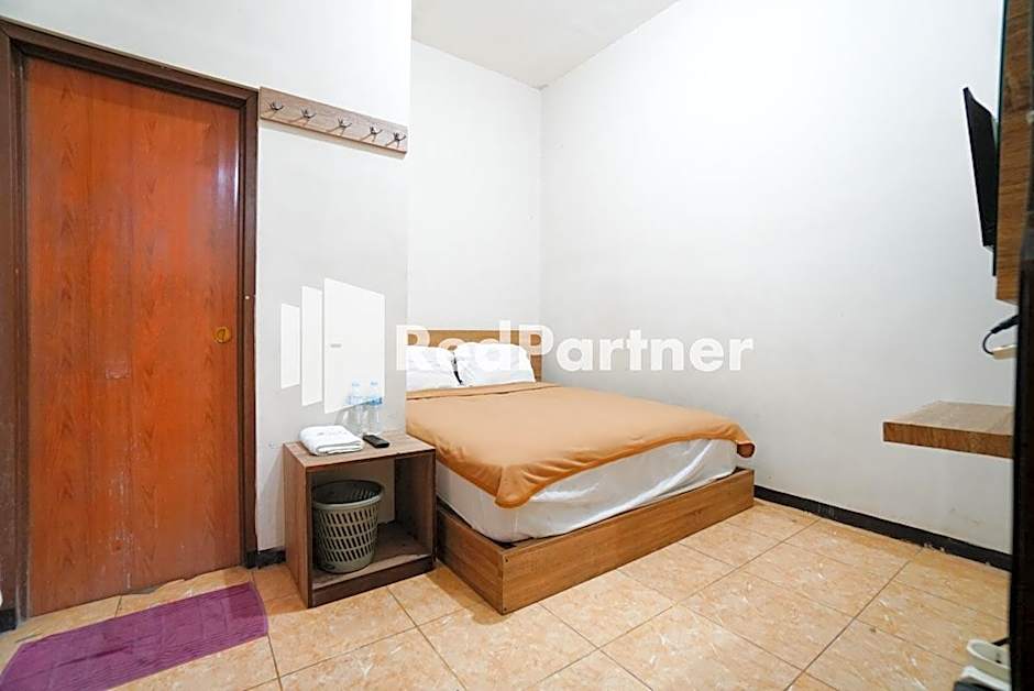 Bright Residence near ITC Mangga Dua Mitra RedDoorz