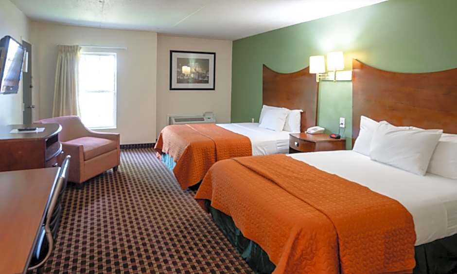 Photo 1 of 9 of 2 Double Beds, Smoking