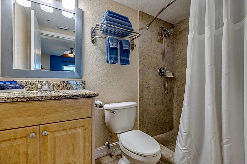 Corner Suite Luxury Panoramic Ocean Views