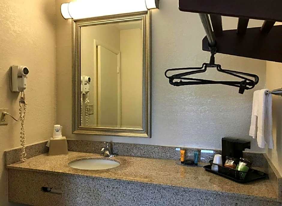 Americas Best Value Inn Mount Vernon