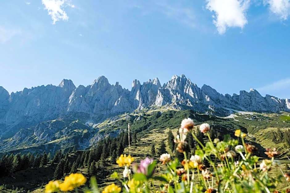 Der Burgblick-Adults Only 24 H Self Check In