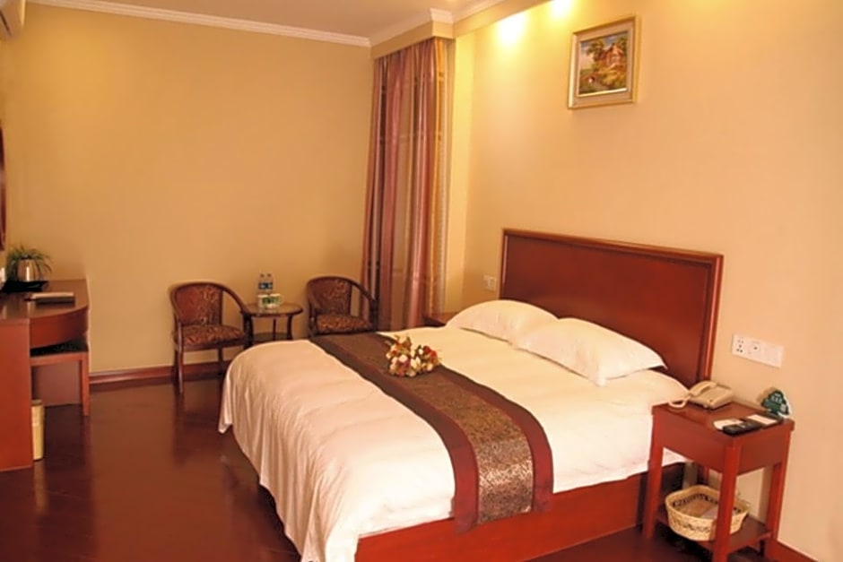 GreenTree Inn JiangSu WuXi JiangYin Xiagang Subdistrict Express Hotel