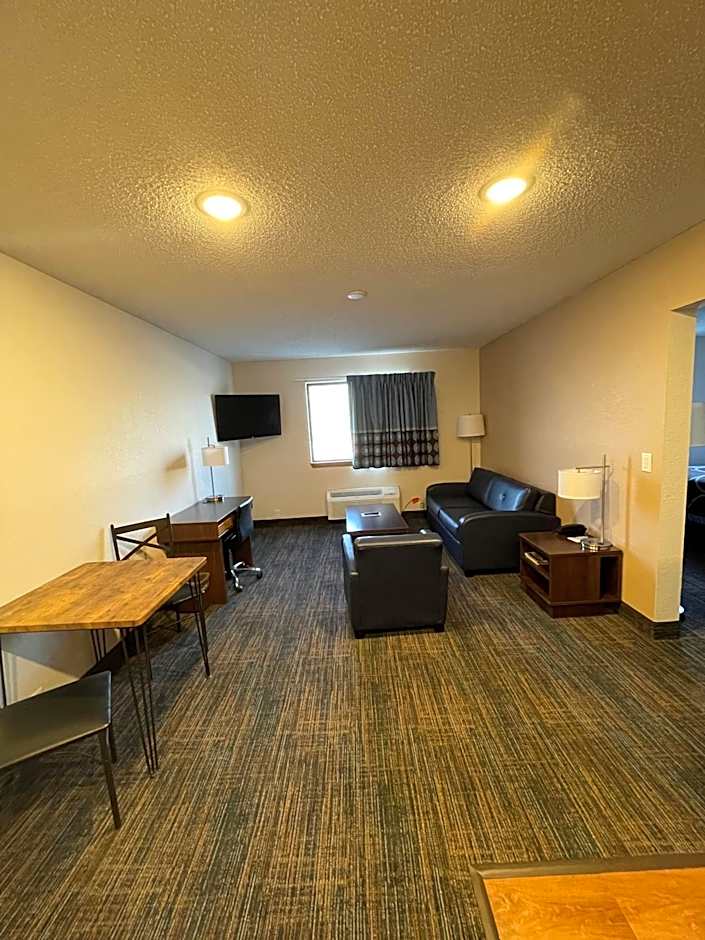 Super 8 by Wyndham Bemidji MN