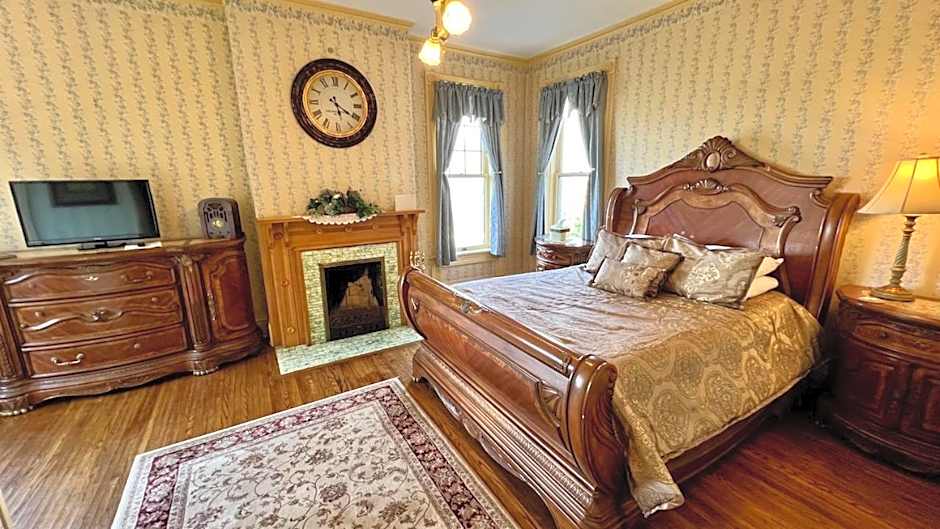 The Hancock House Bed & Breakfast Inn