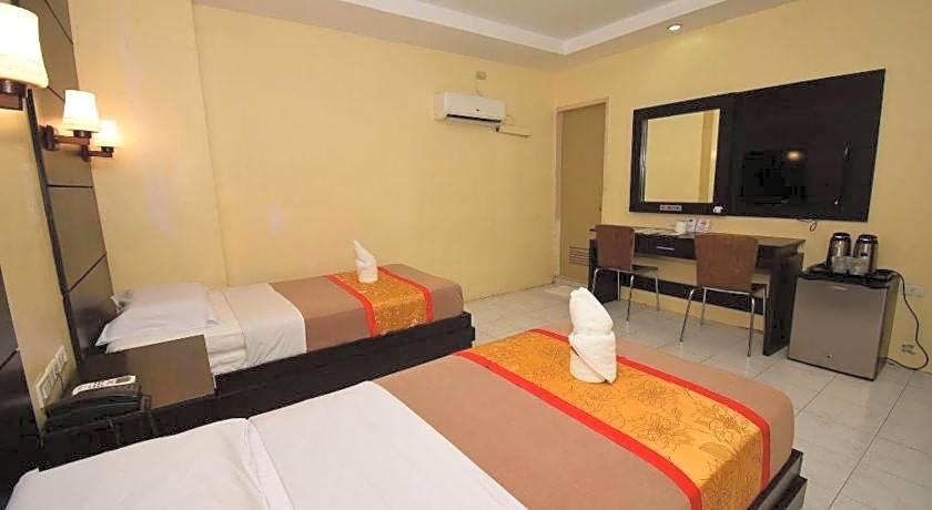 Grand Astoria Hotel