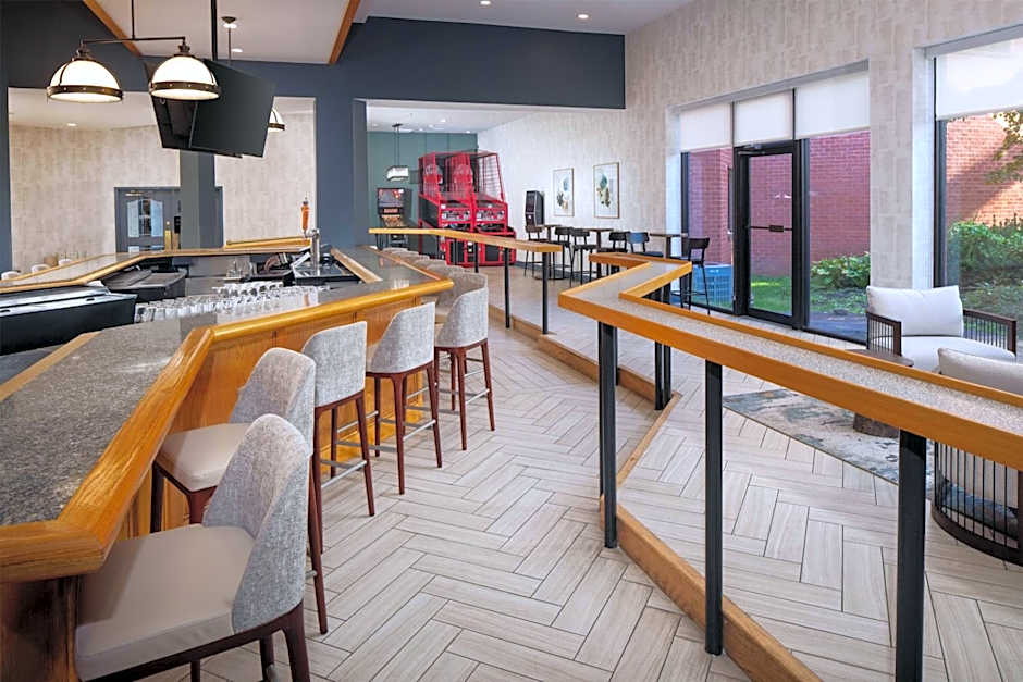 DoubleTree by Hilton Hotel Boston-Andover