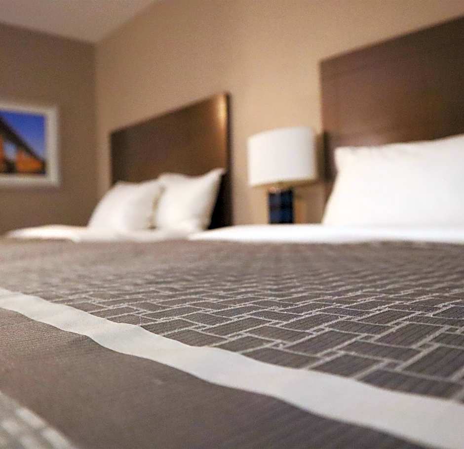 Travelodge by Wyndham Saskatoon