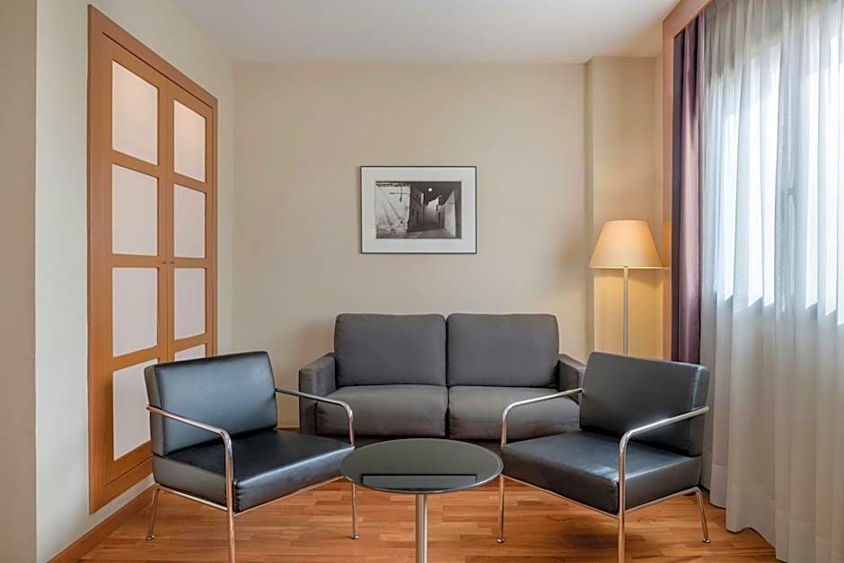 AC Hotel by Marriott Sevilla Forum