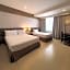 SMALLVILLE 21 HOTEL