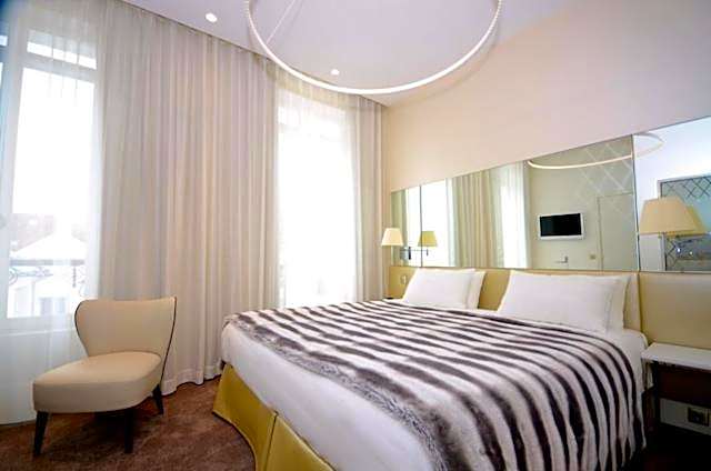Le Cesar Hotel