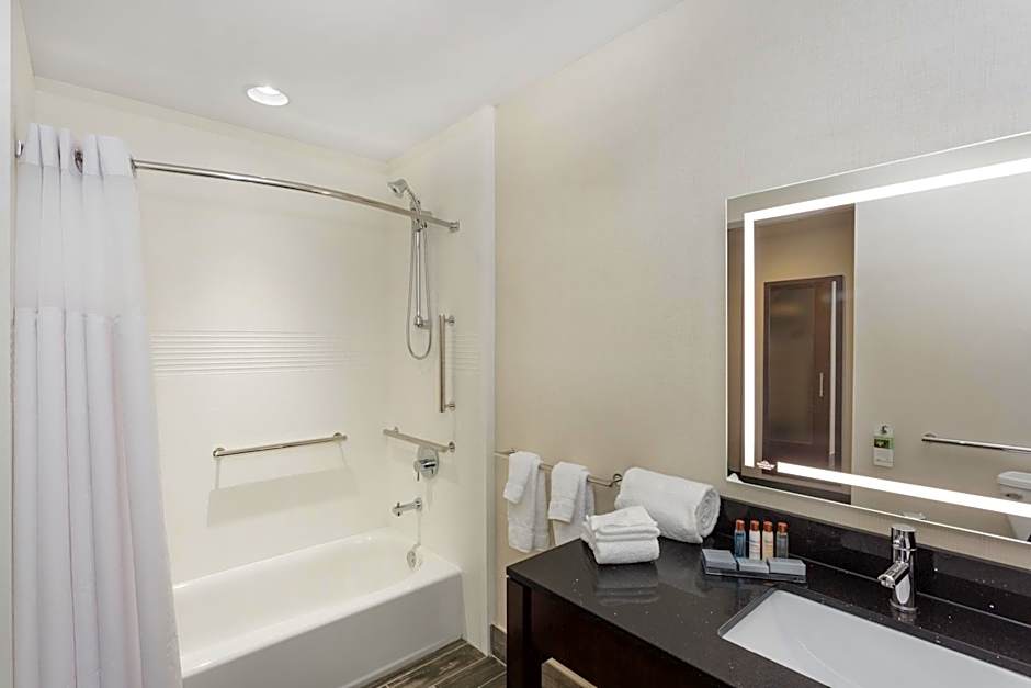 Wingate by Wyndham Miami Airport