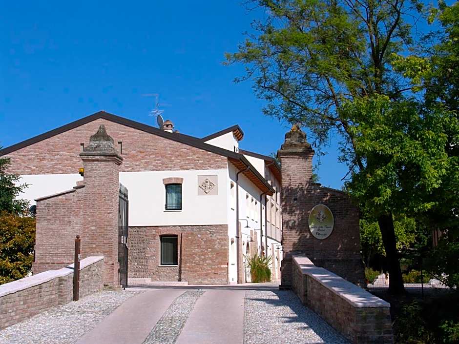 Photo 1 of 46 of Corte Della Rocca Bassa
