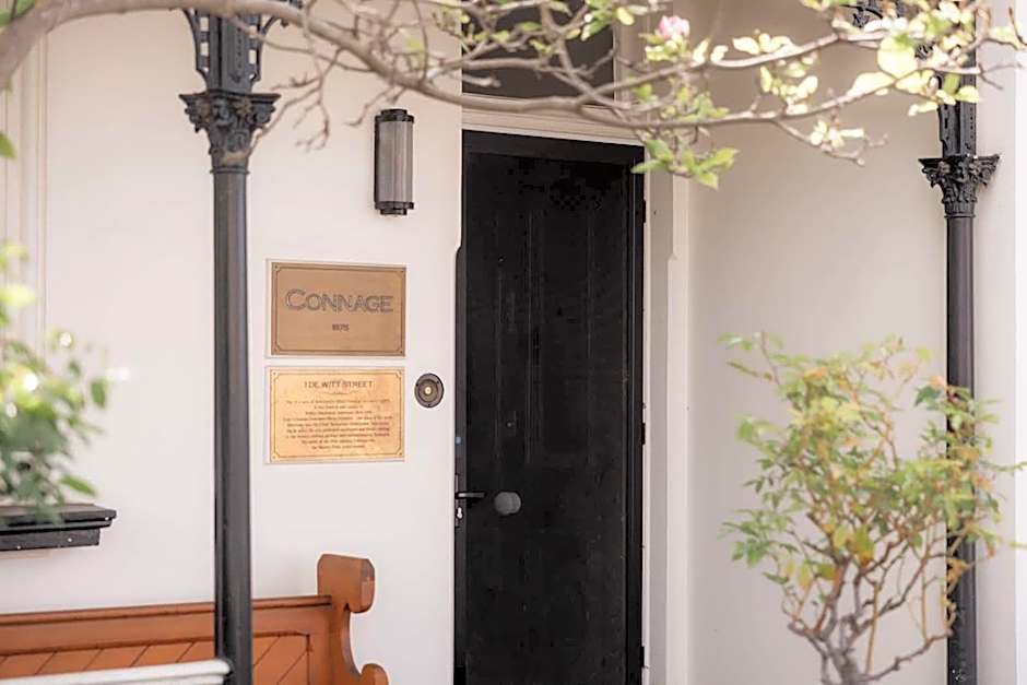 Connage - Historic Battery Point Police Station