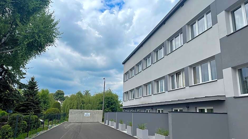 Aparthotel WADOWICE & Hostel GENERY