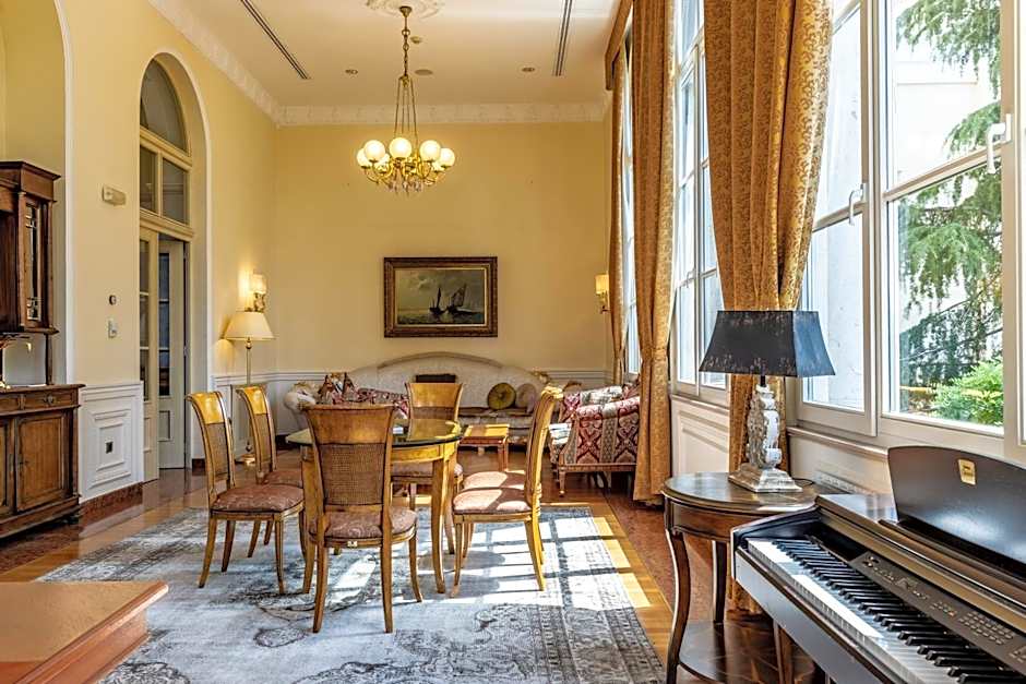 Hotel Kvarner Palace
