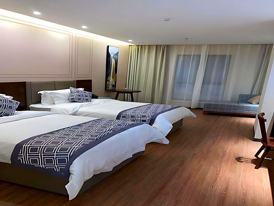 Gem Hefei Government District Huaining Road Wanda  – Hefei, FL