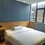 7 Days Inn Guilin Xing'an Lemandi