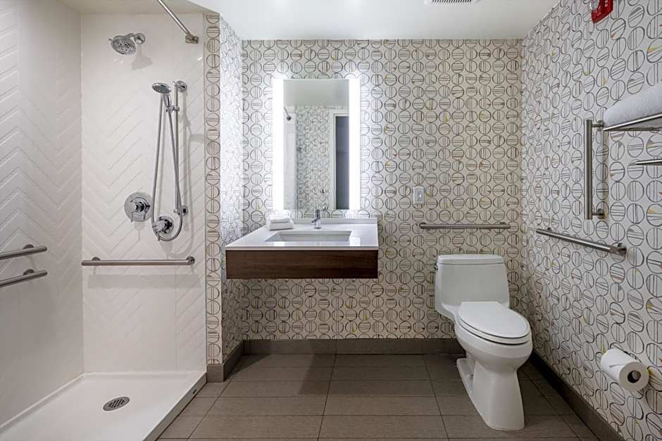 Holiday Inn Long Island - Islip Arpt East By IHG