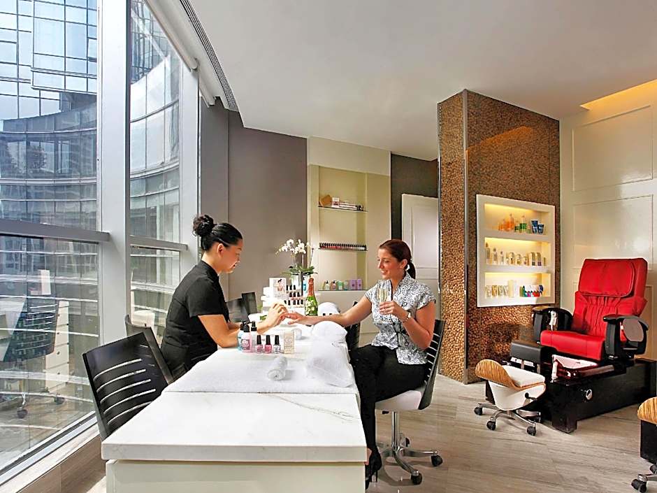 Sofitel Guangzhou Sunrich Hotel