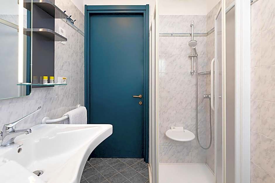 B&B Hotel Como City Center