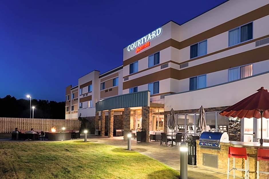 Courtyard by Marriott Elmira Horseheads