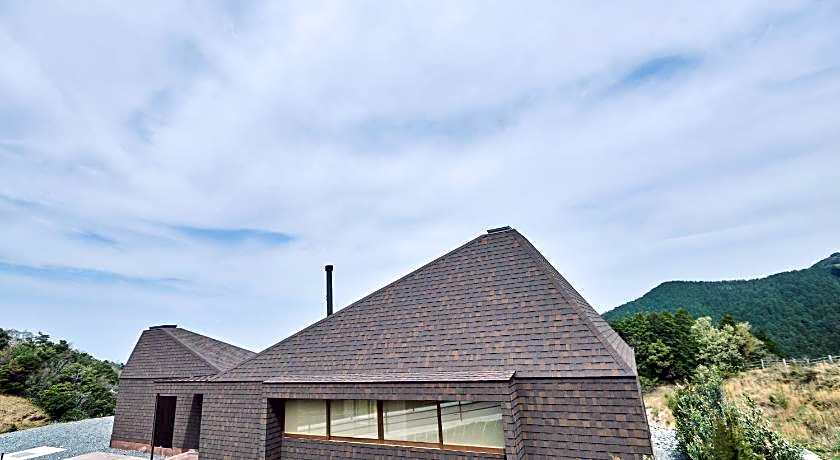 Snow Peak YAKEI SUITE ABURAYAMA FUKUOKA