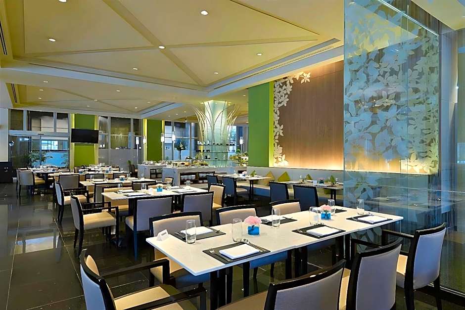 Miracle Grand Convention Hotel