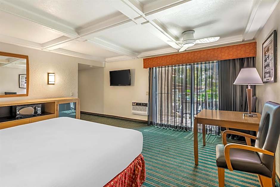 Best Western Pine Tree Motel
