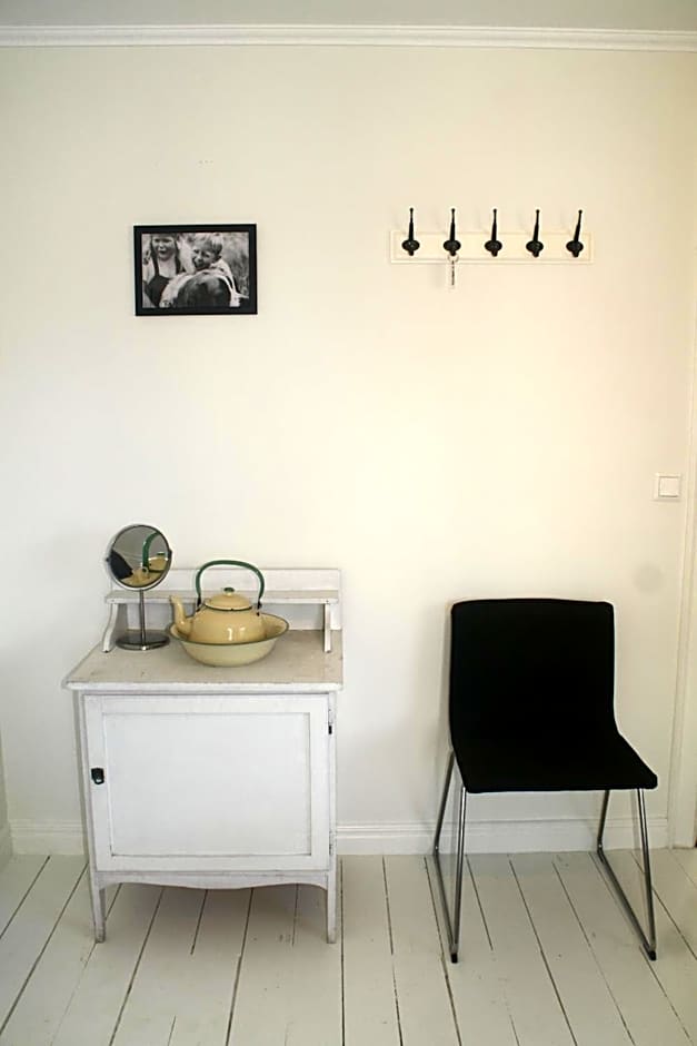 Alvaret Hotel & Hostel