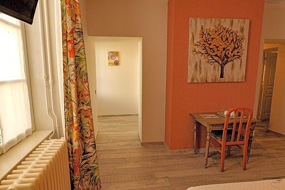 La Maison DUFFOUR chambres d'hôtes avec Petit Déjeuner