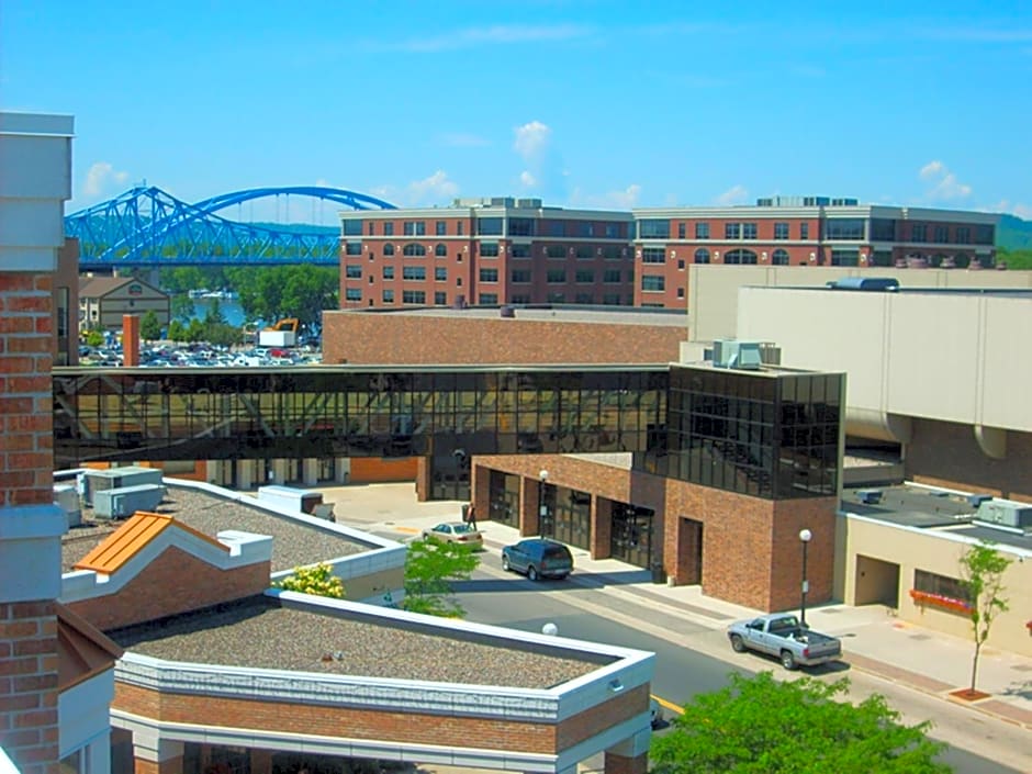 Holiday Inn & Suites Downtown La Crosse