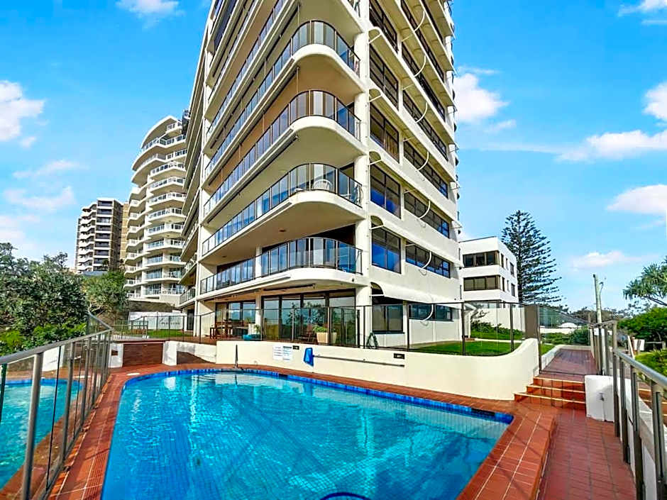 Breathtaking Views - Point Cartwright Bliss