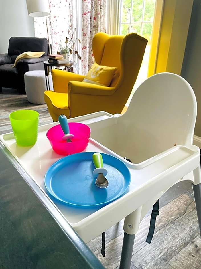 Picton Retreat Downtown - Serene, Stylish & Great Amenities