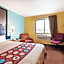 Super 8 by Wyndham Baltimore/Essex Area