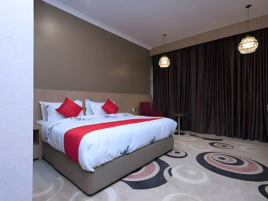 Hotel Holmes Gelang Patah