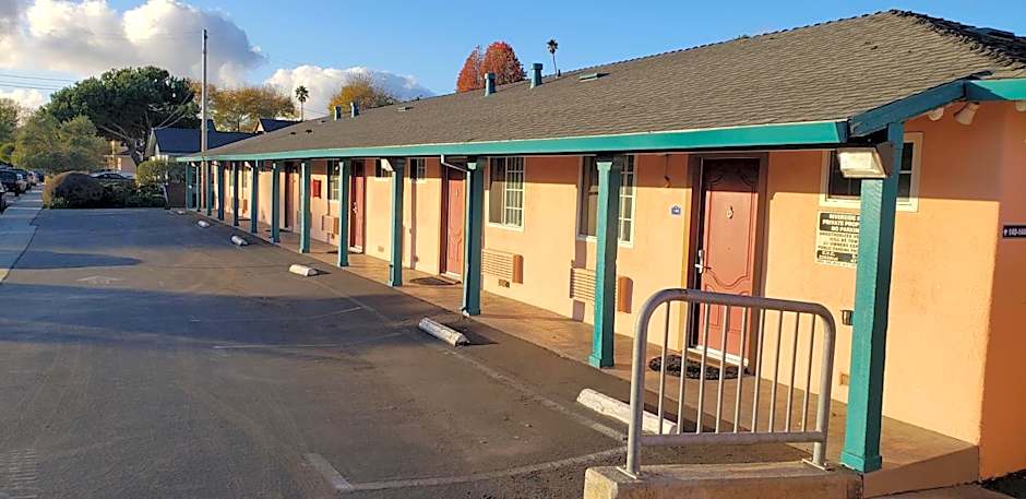 Riverside Inn & Suites Santa Cruz