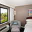 Courtyard by Marriott Oakland Airport